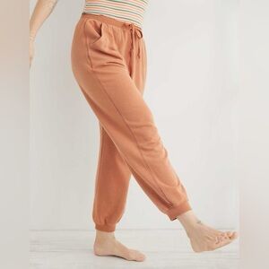 Aerie fleece-of-mind lounge joggers 🧡